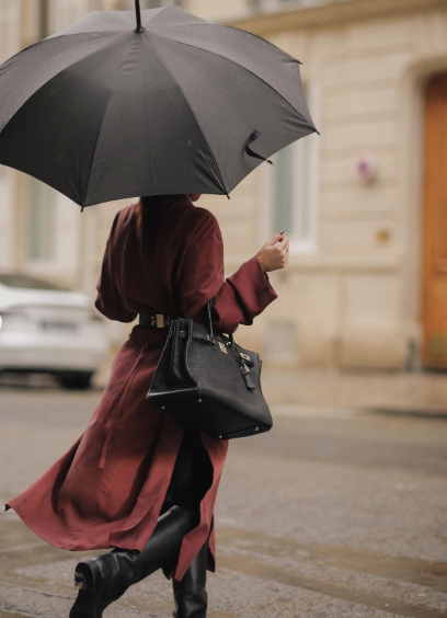 Weather-Proof Luxury: The Leathers That Last (and Those That Don’t)